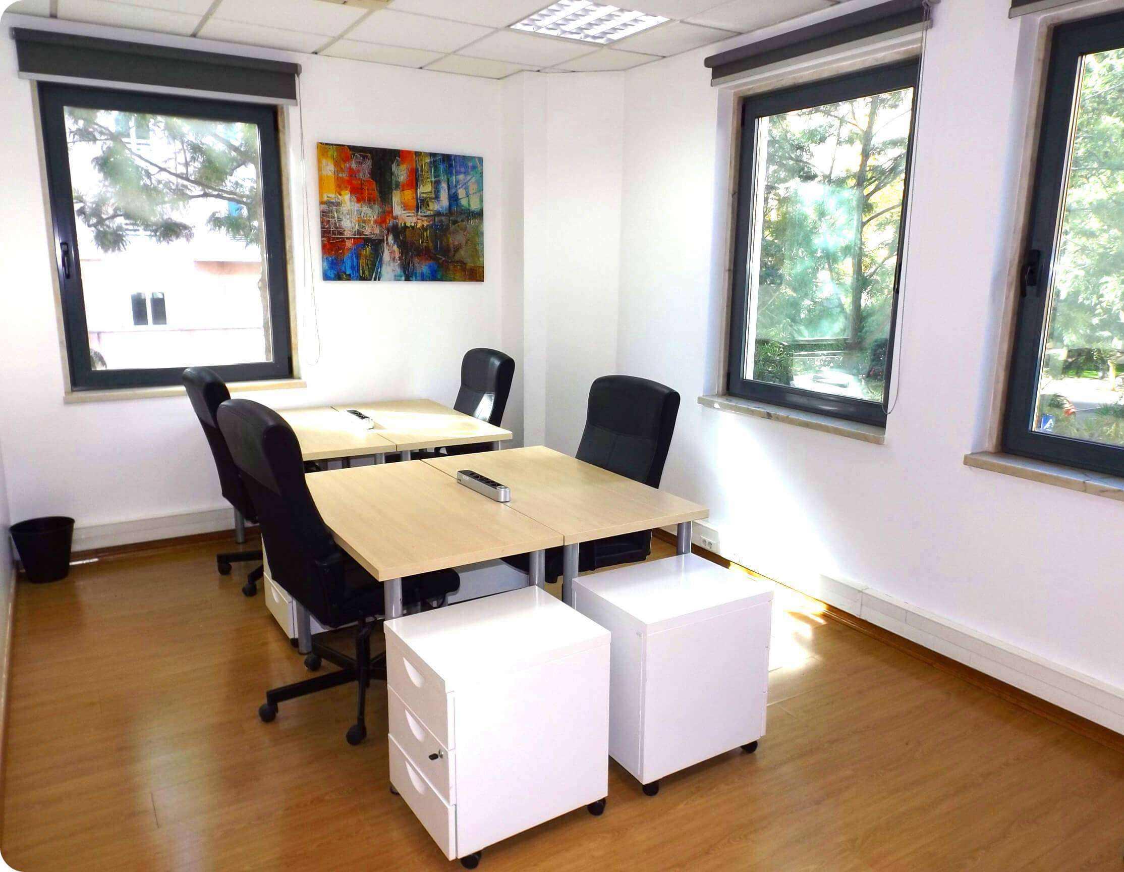 Sala de escritório pronta a usar em Lisboa (Telheiras) - LXoffice